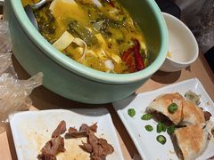 -大师兄·西北小馆(北站缤果空间店)