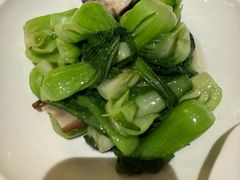 -渝信川菜 · 川味家常菜(财富购物中心店)