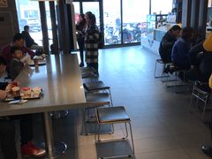 用餐区-麦当劳(宾水西道店)