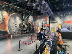 -极限PLAY运动娱乐新世界·团建派对表演休闲馆·室内高空游乐园