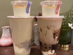 -沪上阿姨鲜果茶(世茂广场宽厚里店)