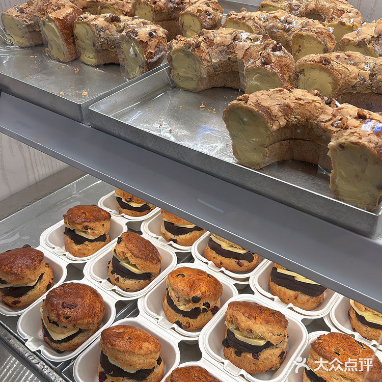 武汉ins风HOT面包店🥨🥐🥯