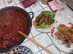 -旧街市鲜货老火锅(大光路店)