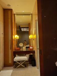 -青岛香格里拉·氣水疗中心