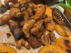 一卤鲜咸鱼饼子-青岛美食鲁菜大酒店