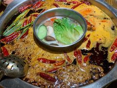 -周幺妹重庆老火锅(银泰城总店)