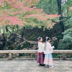 -一揽芳华汉服旗袍体验馆(拙政园店)