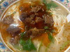 -金杨拉面王小吃面馆·牛三宝面·红烧牛肉粉