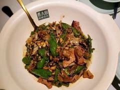 -费大厨辣椒炒肉(高铁吾悦广场店)