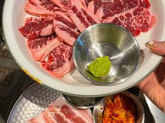 -香猪坊韩国烤肉专属门店(魏公村店)