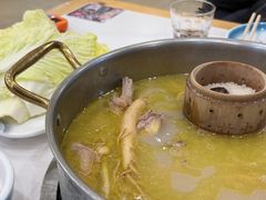人参滋补鸡-朴小妹人参鸡汤火锅(长白山万达店)