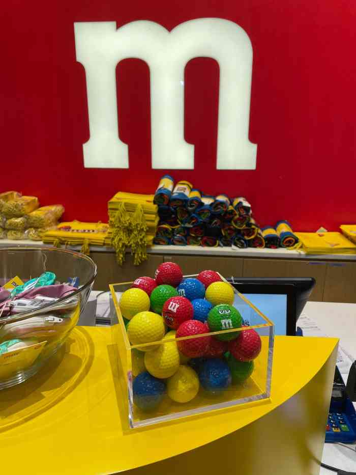 m豆巧克力世界(上海世茂广场店)-"来到上海,当然少不了逛一下南京路