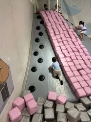 -MINI MARS KIDS CLUB亲子家庭中心(长宁天山店)