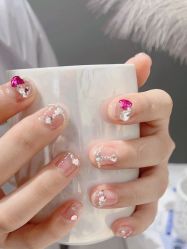 -尤米一站式美甲美睫