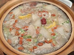 蚝羊一锅鲜-蚝翅·海鲜粥·烧烤·羊肉季(鄞州万达店)