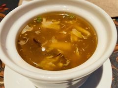 海鲜酸辣汤-中山路壹号传奇club·啤酒花园餐厅