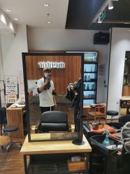 -Mentor Hair Salon