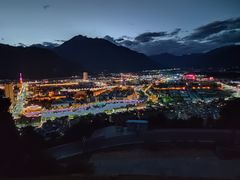-比日神山
