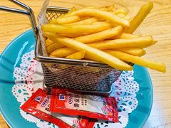 -菲滋意式休闲餐厅(北仑银泰城店)