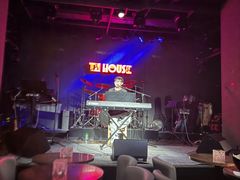 -TZ House音乐现场(茅台店)