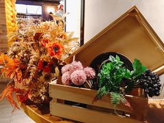 -卡普里披萨·牛扒·下午茶