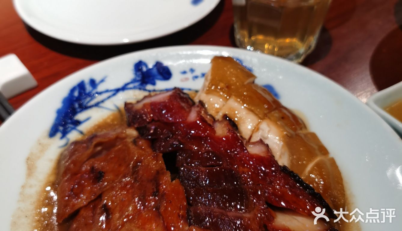 在旁边玩剧本杀，出来已经好晚