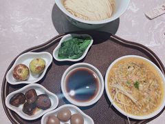 -松鹤面馆·古法焖肉面(观前店)