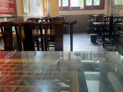 大堂-何盈记(中坝南路店)