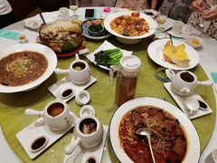-尚一汤 广东炖汤(金桥国际店)