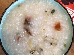 -必胜客(新中纬店)