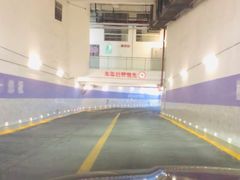 入口-金虹桥国际中心·停车场