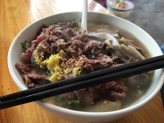 -潮镇老尾牛杂(环城西路店)
