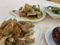 -鹏城人家海鲜酒家·23年老字号(较场尾店)