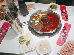 -佰人王串串香火锅(洋珠巷店)