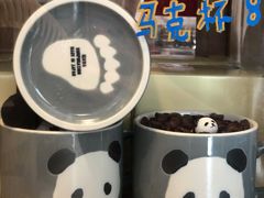 -熊猫一间店欧式奶茶铺