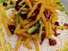 -肥肥虾庄·金牌油焖大虾(东湖欢乐谷店)
