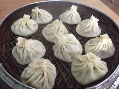 -清真老铁家灌汤包
