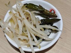-闫家驴肉老店(华电一校店)