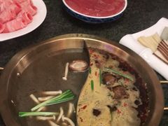 -小天鹅火锅·一线江景洪鼎旗舰店(洪崖洞店)