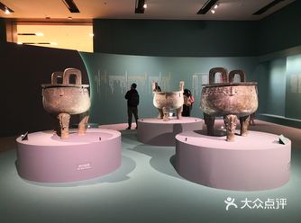 礼和万方 商周青铜鼎特展