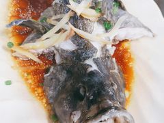 -四川小胡子海鲜(丁村万人海鲜广场店)