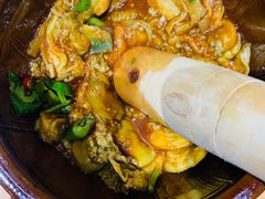 -老滇山寨•云南特色菜•地方菜•民族风情歌舞表演(金碧店)