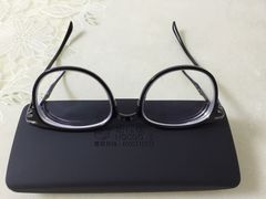 -诺柯视眼镜-蔡司依视路官方工厂店(淞南一店)