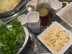 -一席地·本地鸡窝·杭帮鸡火锅(萧山银隆百货店)
