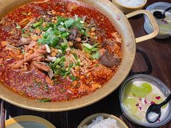 -张翻越·川渝冒菜·武汉黑鸭煲(城北万象城店)