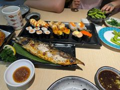 -万岁料理回转寿司(华贸店)