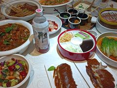 -老街坊美食汇(玉兰大街店)