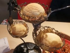 霸王酥皮叉烧包-避风塘(宝山万达店)