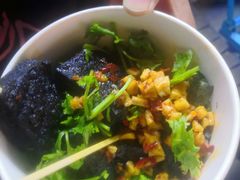 -黑色经典臭豆腐·湖南特产(坡子街特产局店)