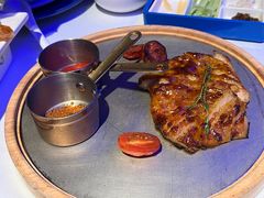 炭烧猪颈肉-小大董·烤鸭(重庆首店·江景餐厅·来福士店)